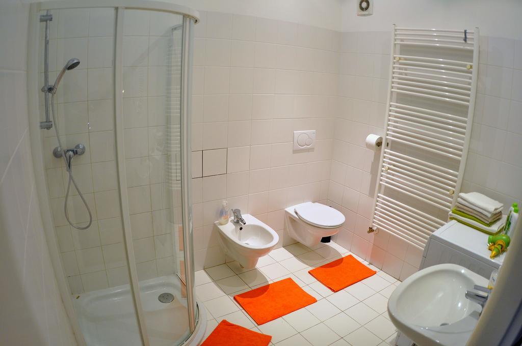 Apartman Old Centre - Rybarska Brana Bratislava Eksteriør bilde